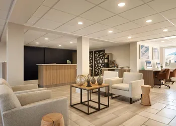 Surfbreak Virginia Beach Oceanfront, an Ascend Collection Hotel hotel thumbnail 2