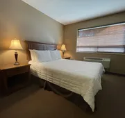 Elkwater Lake Lodge hotel detail image 7