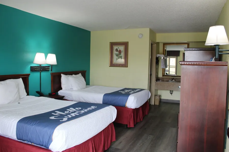 Days Inn by Wyndham Marianna hotel detail image 6