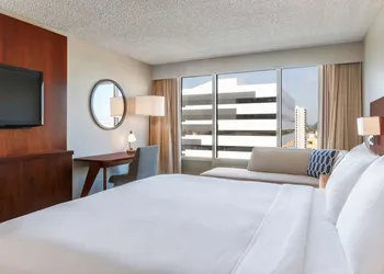 Hilton Pasadena hotel thumbnail 7