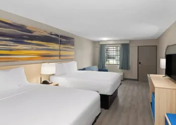 Baymont by Wyndham Panama City Beach hotel thumbnail 2