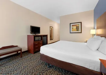 Best Western Plus Covered Bridge Inn hotel thumbnail 8