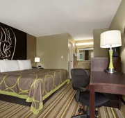 Super 8 by Wyndham Tupelo Airport hotel detail image 3