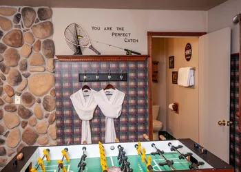 The Anniversary Inn Logan hotel thumbnail 7