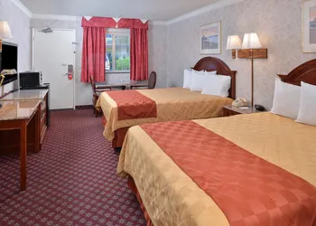 Americas Best Value Inn & Suites Fontana hotel thumbnail 7