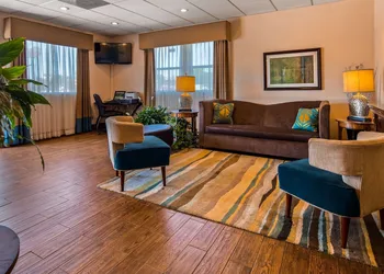 SureStay Hotel by Best Western Ottawa hotel thumbnail 3