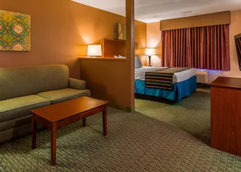 SureStay Hotel by Best Western Ottawa hotel thumbnail 7