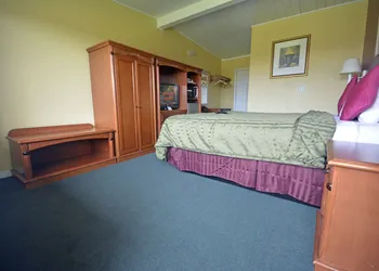Gateway Inn hotel thumbnail 8