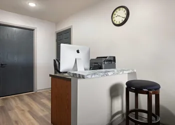 Eagle's Den Suites Carrizo Springs a Travelodge by Wyndham hotel thumbnail 2