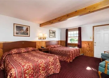 Covered Bridge Riverview Lodge hotel thumbnail 5