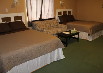 Country Inn hotel thumbnail 5