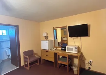 Royal Rest Motel hotel thumbnail 8
