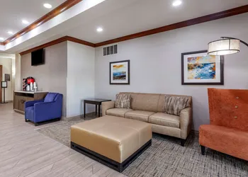 Best Western Plus Sparta Trail Lodge hotel thumbnail 3