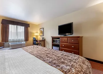 Best Western Plus Sparta Trail Lodge hotel thumbnail 6