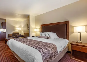 Best Western Plus Sparta Trail Lodge hotel thumbnail 8