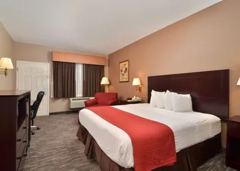 Best Western Dayton Inn & Suites hotel thumbnail 6