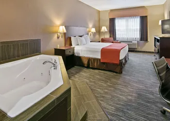 Best Western Dayton Inn & Suites hotel thumbnail 8