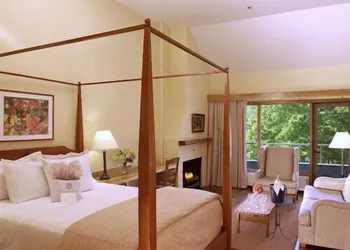 New Harmony Inn Resort and Conference Center hotel thumbnail 8