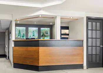 Best Western Plus Mont-Laurier hotel thumbnail 3