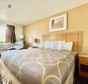 Econo Lodge Quincy hotel detail image 4