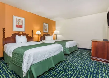Baymont by Wyndham Greensburg hotel thumbnail 7
