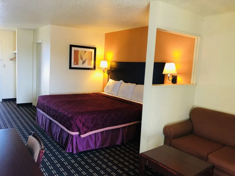 Executive Inn & Suites hotel detail image 2