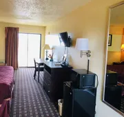 Executive Inn & Suites hotel detail image 3