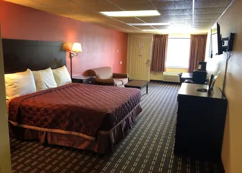 Executive Inn & Suites hotel thumbnail 7