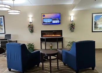 Comfort Inn & Suites Wilkes Barre - Arena hotel thumbnail 8
