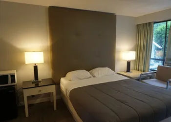 The Mighty Fraser Motel hotel thumbnail 3