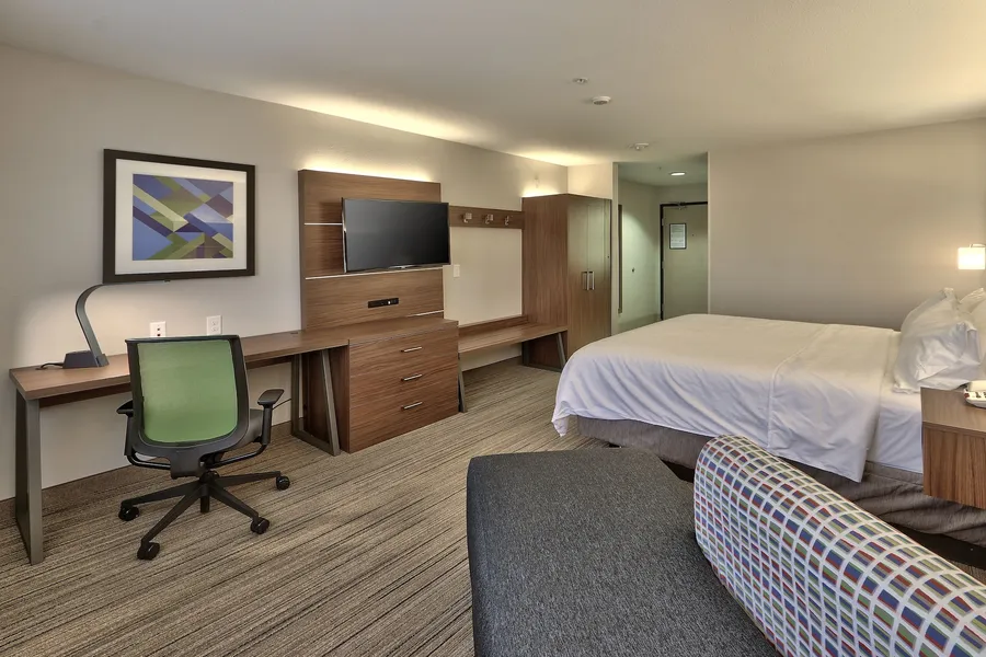 Holiday Express & Suites Portales by IHG hotel detail image 2