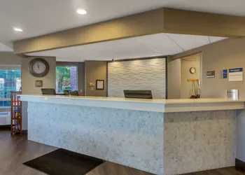 Best Western Plus Park Place Inn & Suites hotel thumbnail 3