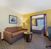 Best Western Plus Park Place Inn & Suites hotel detail image 4