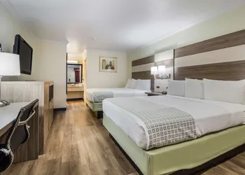 Americas Best Value Inn Columbus, TX hotel thumbnail 5
