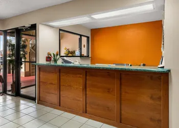 Americas Best Value Inn Montezuma hotel thumbnail 5