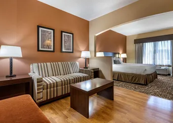 Best Western Plus Chelsea Hotel hotel thumbnail 6