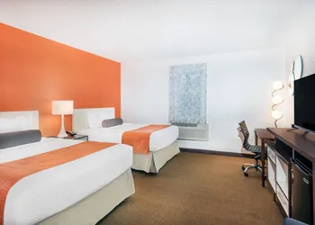 Howard Johnson by Wyndham Quincy/Boston hotel thumbnail 3