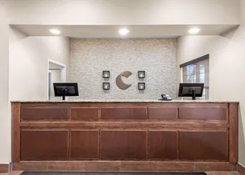 Comfort Inn & Suites Independence hotel thumbnail 2