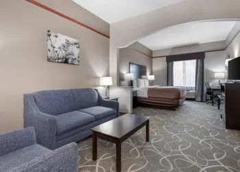 Best Western Limestone Inn & Suites hotel thumbnail 4