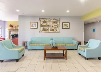 Countryside Inn & Suites hotel thumbnail 3