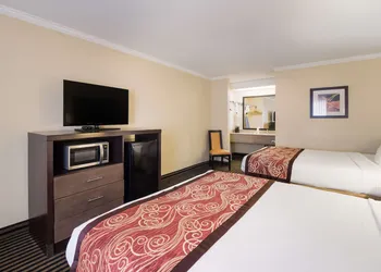 Best Western McKenzie hotel thumbnail 5
