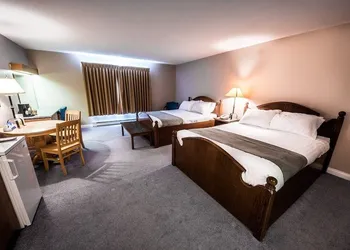 White Crystal Inn hotel thumbnail 4