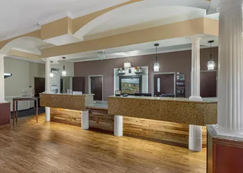 Best Western Plus Shamrock Inn & Suites hotel thumbnail 2