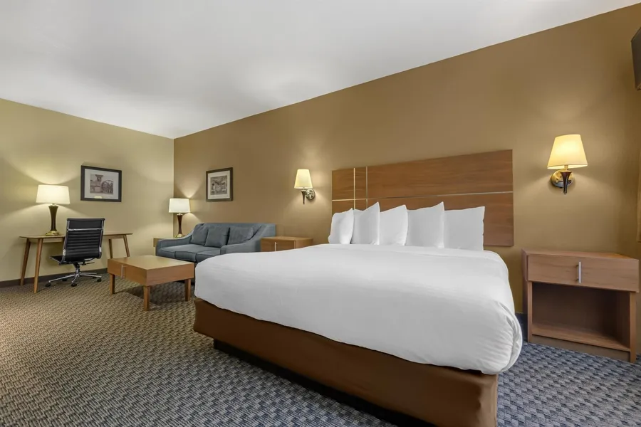 Best Western Plus Shamrock Inn & Suites hotel detail image 6