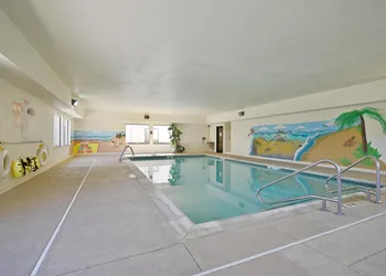 Baymont by Wyndham Albany hotel thumbnail 8