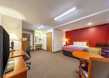 Econo Lodge Sioux Center hotel thumbnail 8