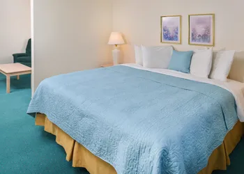 Americas Best Value Inn & Suites Bluffton hotel thumbnail 6