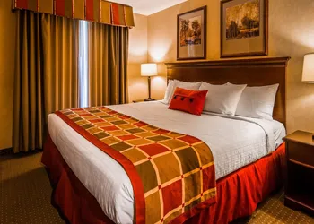 Best Western Plus Ticonderoga Inn & Suites hotel thumbnail 4