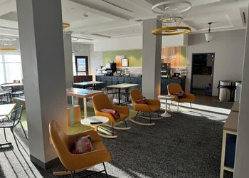Spark by Hilton Glendive hotel thumbnail 5