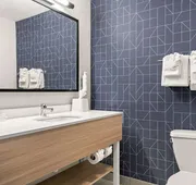 Spark by Hilton Glendive hotel detail image 4